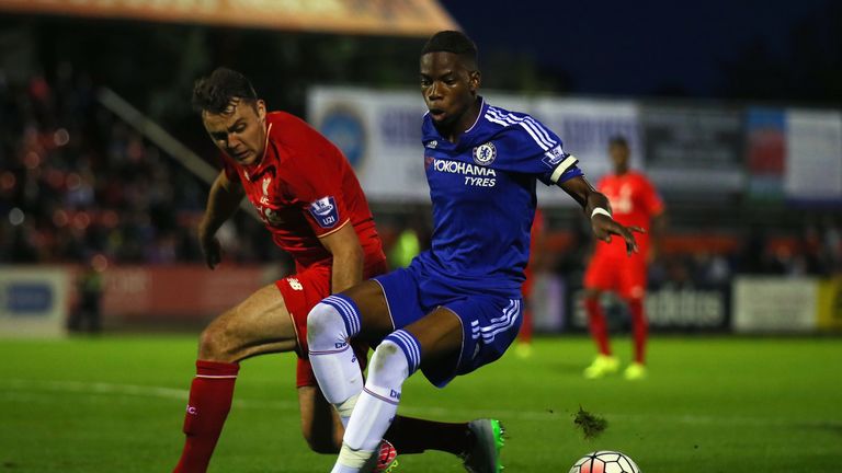 Charly Musonda of Chelsea avoids Conor Randall of Liverpool
