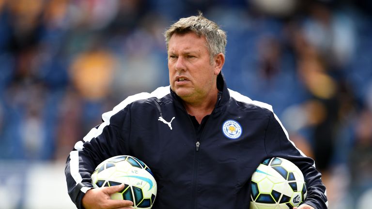Assistant boss Craig Shakespeare has a fne relationship with Claudio Ranieri