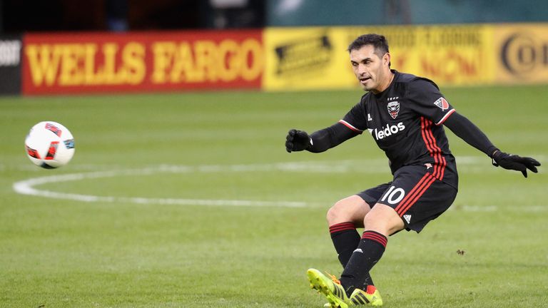 Fabian Espindola scored the equaliser for DC United on Sunday