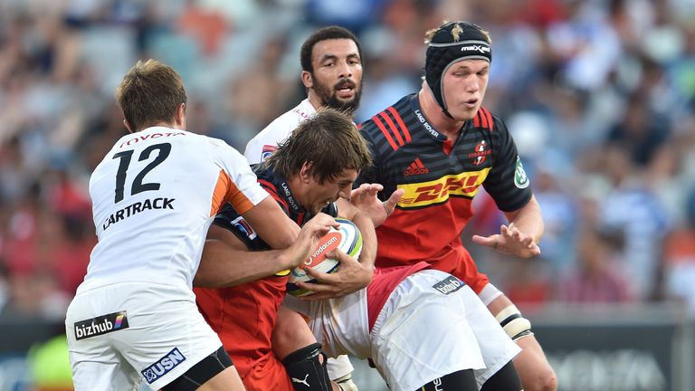 Eben Etzebeth of the Stormers takes on the Cheetahs defence 