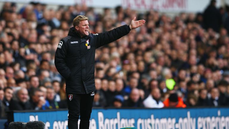 Eddie Howe, manager of Bournemouth, shouts during the  Premier League match at Tottenham Hotspur