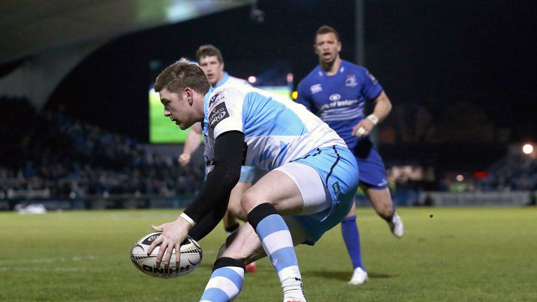 Guinness PRO12, RDS, Dublin 27/3/2015.Leinster vs Glasgow Warriors .Glasgow's Glenn Bryce scores a try .Mandatory Credit ..INPHO/Ryan Byrne