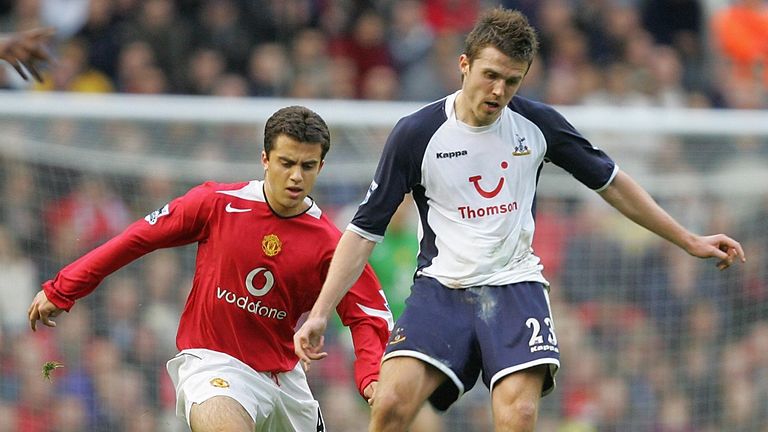 Guiseppe Rossi (L), played alongside Gary Neville at Manchester United