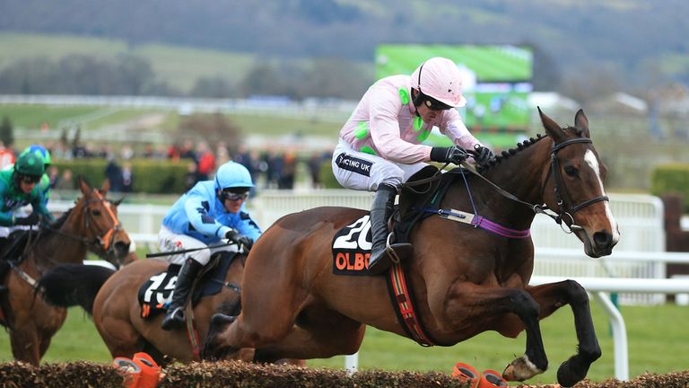 Vroum Vroum Mag ridden by Ruby Walsh jumps the last fence on thw way to winning the OLBG Mares’ Hurdle 