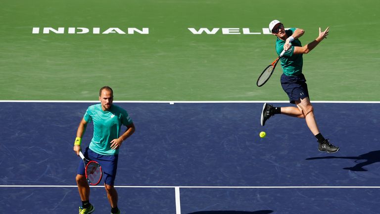 Jamie Murray and Bruno Soares in action against Feliciano Lopez and Marc Lopez