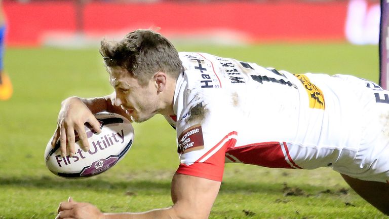 Jon Wilkin crosses for a St Helens try.