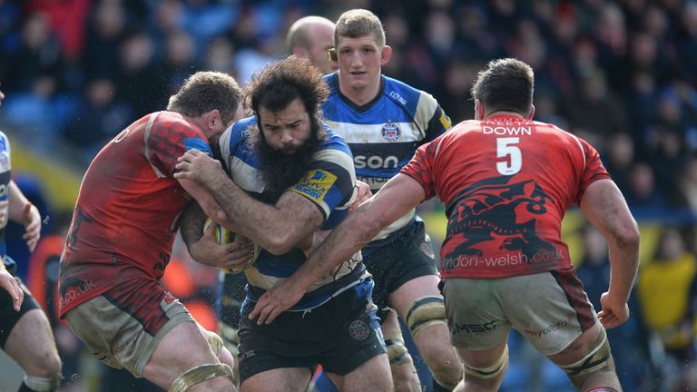 Kane Palma-Newport of Bath takes on Dean Schofield and James Down of London Welsh during the Aviva Premiership match at Kassam Stadium on March 29, 2015