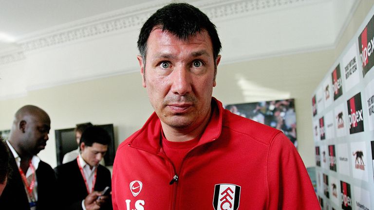 (FILES) Fulham football club manager Lawrie Sanchez leaves after addressing a press conference at Motspur Park in London, 13 April 2007. Lawrie Sanchez has