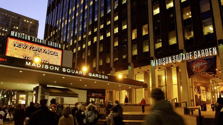 NEW YORK, UNITED STATES:  This 13 February, 2002 photo shows a view of the Seventh Avenue entrance to Madison Square Garden in New York.  AFP PHOTO/Stan HO