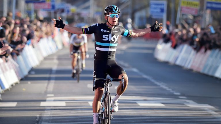 Kwiatkowski out-foxed Sagan in the sprint and powered to the line for a famous win