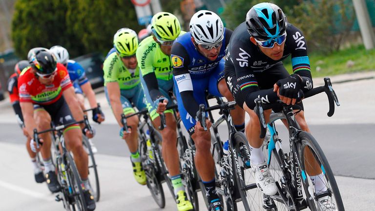 Michal Kwiatkowski escapes on stage six of the 2016 Tirreno-Adriatico