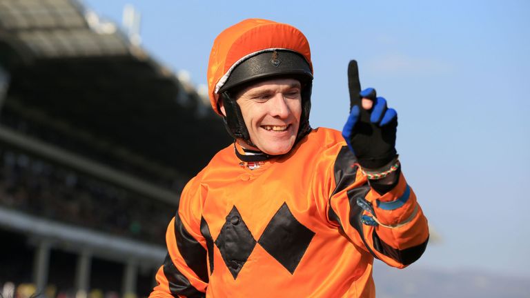 Tom Scudamore 