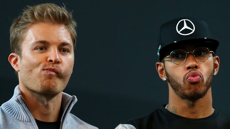 Nico Rosberg (l) and Lewis Hamilton