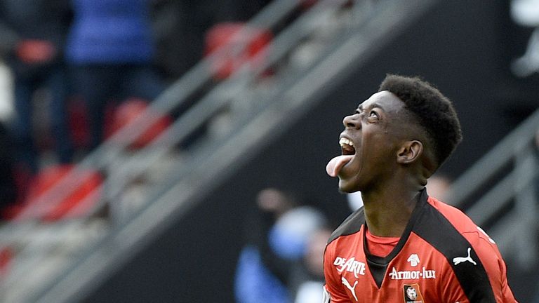 Rennes' French forward Ousmane Dembele celebrates