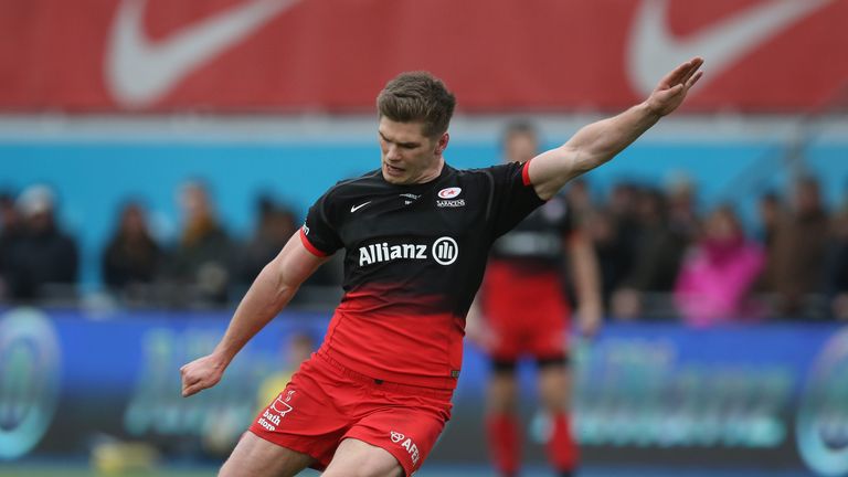 LONDON, ENGLAND - MARCH 26: Owen Farrell of Saracens kicks a penalty during the Aviva Premiership match between Saracens and Exeter Chiefs at Allianz Park 