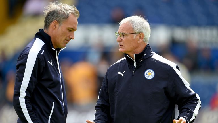 Paolo Benetti discusses tactics with Claudio Ranieri ahead of a preseason friendly