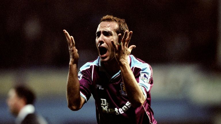 11 Jan 2000:  Paolo Di Canio of West Ham in action during the Worthington Cup Quarter Final Re-match against Aston Villa played at Upton Park in London. As
