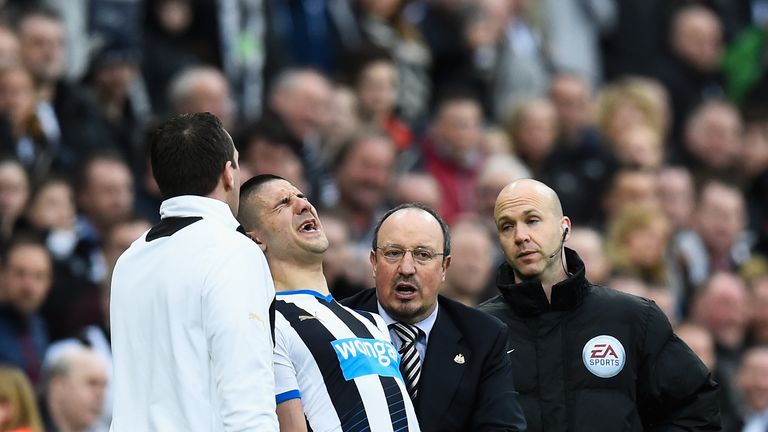 NEWCASTLE UPON TYNE, ENGLAND - MARCH 20:  Rafael Benitez manager of Newcastle United looks on as Aleksandar Mitrovic of Newcastle United reacts after he is