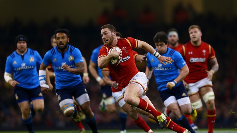 George North breaks to score Wales' fifth try against Italy