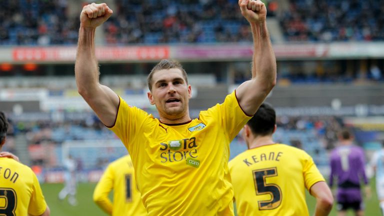 Burnley's Sam Vokes celebrates after scoring his side's second goal of the game