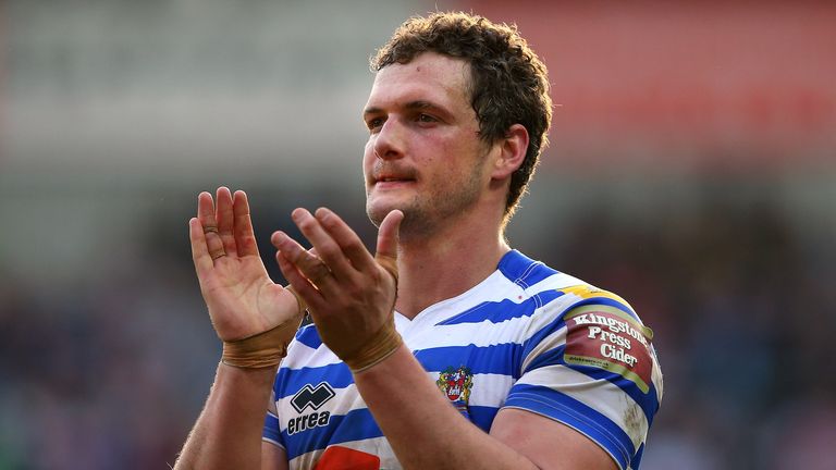 England and Wigan Warriors captain Sean O'Loughlin will face an extended 2017 season