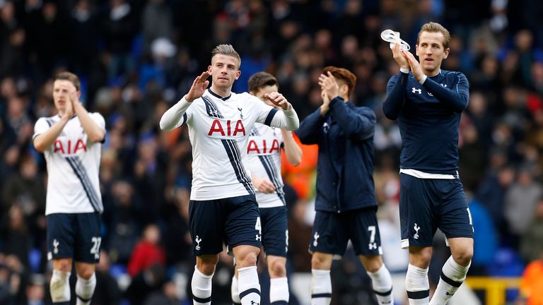Tottenham Hotspur's Toby Alderweireld (centre) applauds supporters after the final whistle v Swansea City, Premier League, 28 February 2016