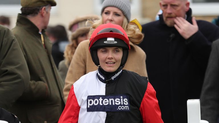 Victoria Pendleton walks out prior to the Betfair Switching Saddles Hunter Chase at Wincanton Racecourse, Somerset. PRESS ASSOCIATION Photo. Picture date: 