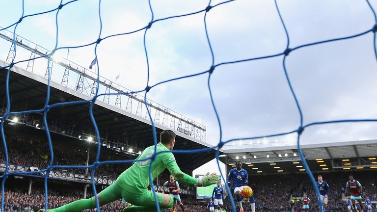 West Ham goalkeeper Adrian saves Romelu Lukaku's penalty for Everton 