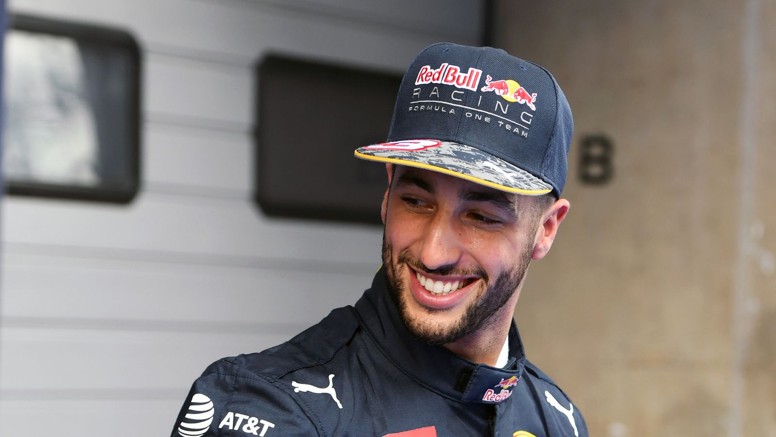Daniel Ricciardo surprises himself with second place start in China F1 News...