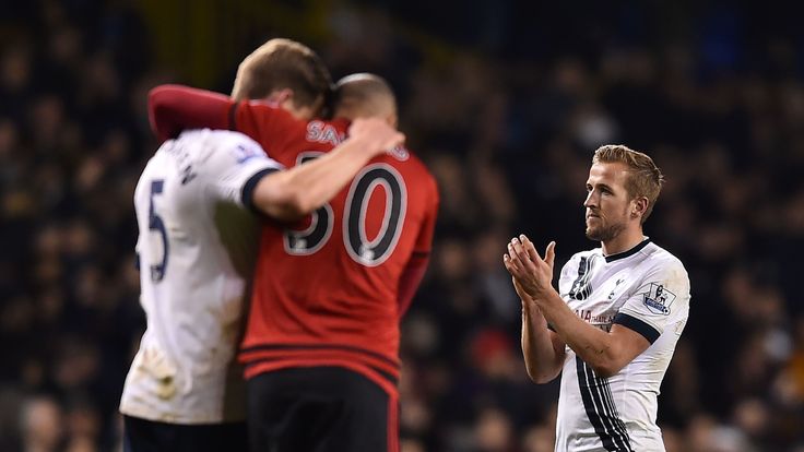 Harry Kane applauds fans, Tottenham v West Brom, Premier League