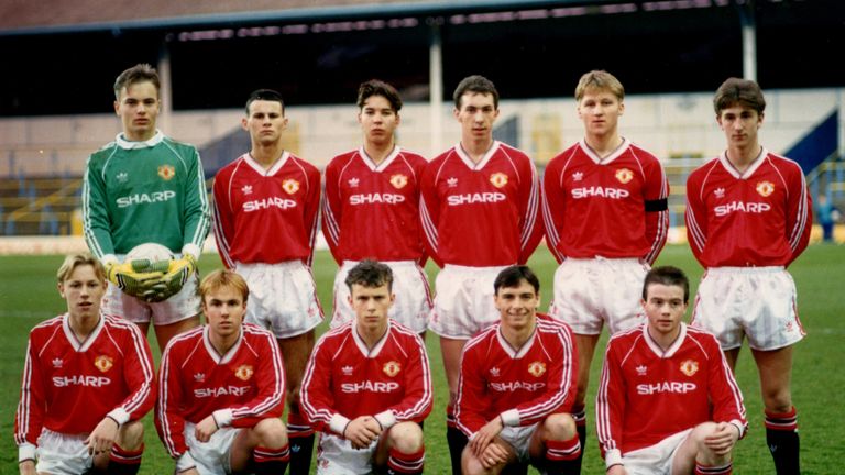  The Manchester United team (including Mark Bosnich, Ryan Giggs, Darren Ferguson and Adrian Doherty) before an FA Youth Cup tie in April 1990
