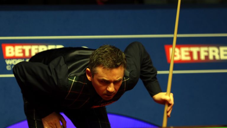 SHEFFIELD, ENGLAND - APRIL 29:  Alan McManus of Scotland in action during his semi final match against Ding Junhui of China on day fourteen of the World Ch