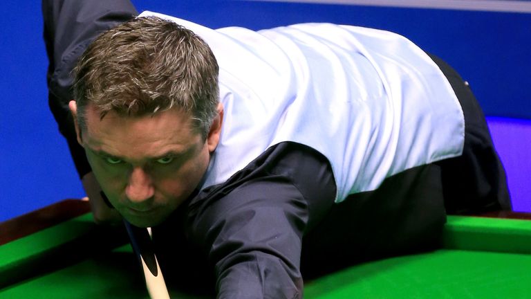 Alan McManus en route to victory over Ali Carter at the World Snooker Championship