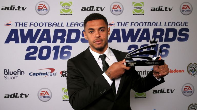 Burnley's Andre Gray receives the Sky Bet Player of the Year Award for the Championship at the Football League Awards in Manchester