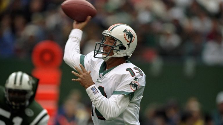 4 Oct 1998:  Quarterback Dan Marino #13 of the Miami Dolphins in action during a game against the New York Jets at the Giants Stadium in East Rutherford, N