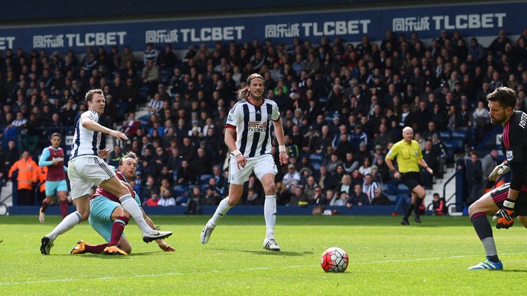 Mark Noble (2nd L) of West Ham scores his team's second goal against West Brom at The Hawthorns