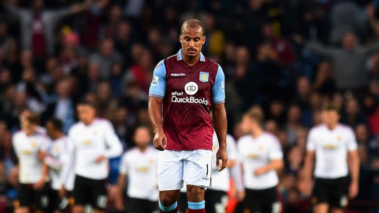 Aston Villa v Manchester United - Premier League