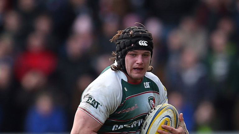 Harry Thacker of Leicester Tigers in action 