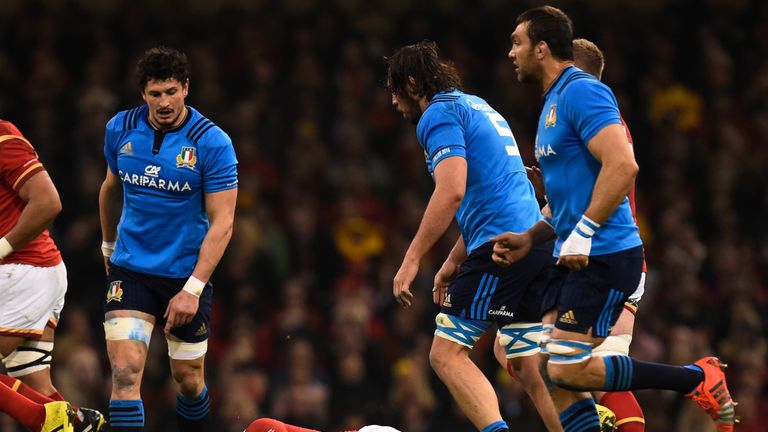 Justin Tipuric suffered a concussion against Italy