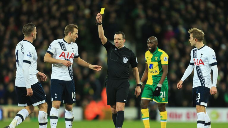 Friend will not take charge of Spurs on Monday due to the fixture's title ramifications