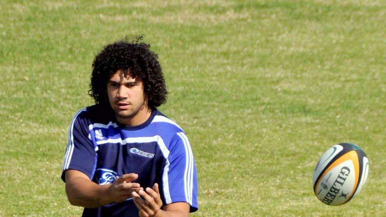 Kurtis Haiu training with the Auckland Blues in 2009
