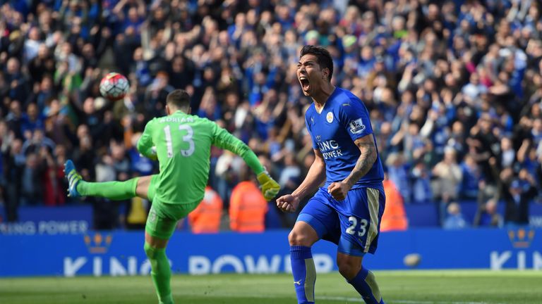 Leonardo Ulloa of Leicester City celebrates after his late equaliser