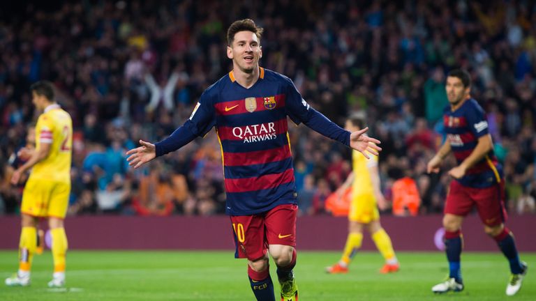 BARCELONA, SPAIN - APRIL 23:  Lionel Messi of FC Barcelona celebrates after scoring the opening goal during the La Liga match between FC Barcelona and Spor