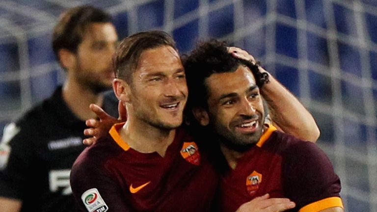 Roma's Mohamed Salah (R) celebrtes his goal against Bologna in Serie A with Francesco Totti