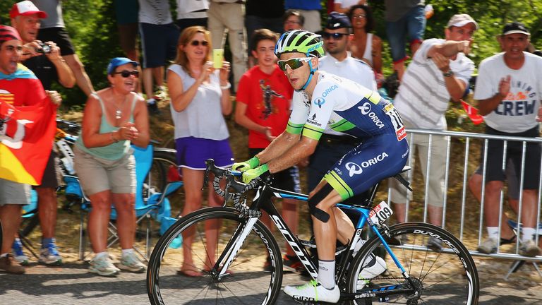 MENDE, FRANCE - JULY 18:  Simon Yates of Great Britain and the Orica GreenEdge team in action on stage fourteen 