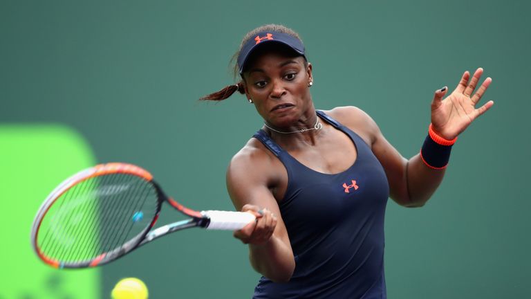 Sloane Stephens reaches Charlestown final after Angelique Kerber retires in second set