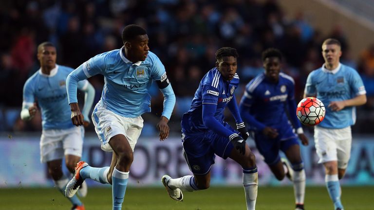 Tosin Adarabioyo of Manchester City in action with Dujon Sterling of Chelsea during the FA Youth Cup Final First Leg match 