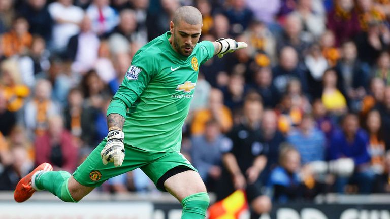 Victor Valdes makes a rare appearance for Manchester United against Hull City