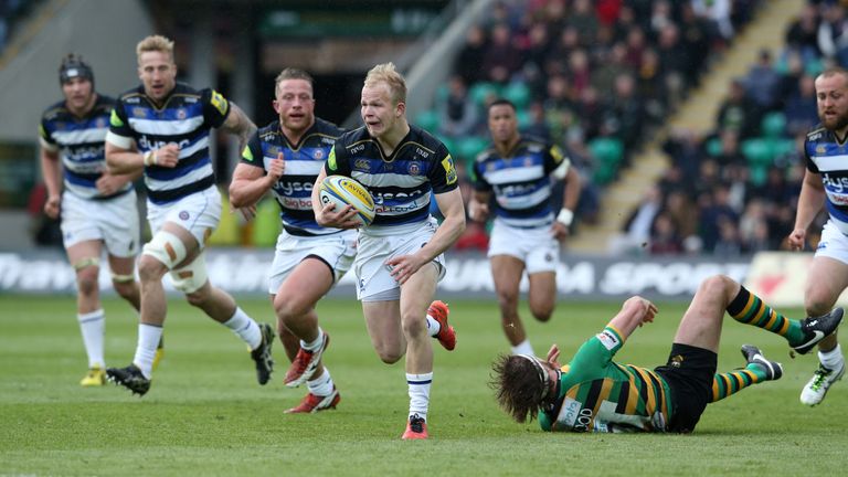 Will Homer of Bath breaks with the ball during the Aviva Premiership match between Northampton Saints and Bath at Frankli