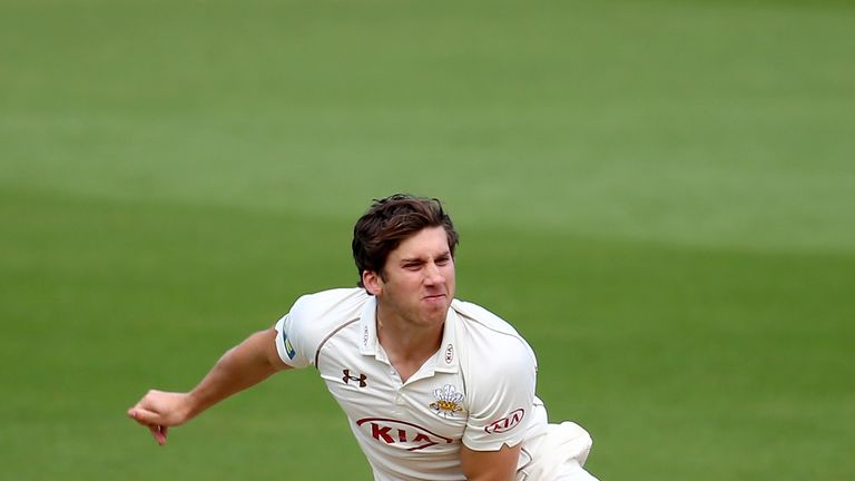 LONDON, ENGLAND - SEPTEMBER 02:  Zafar Ansari of Surrey bowls a delivery on day two of the LV County Championship Division Two match between Surrey and Der